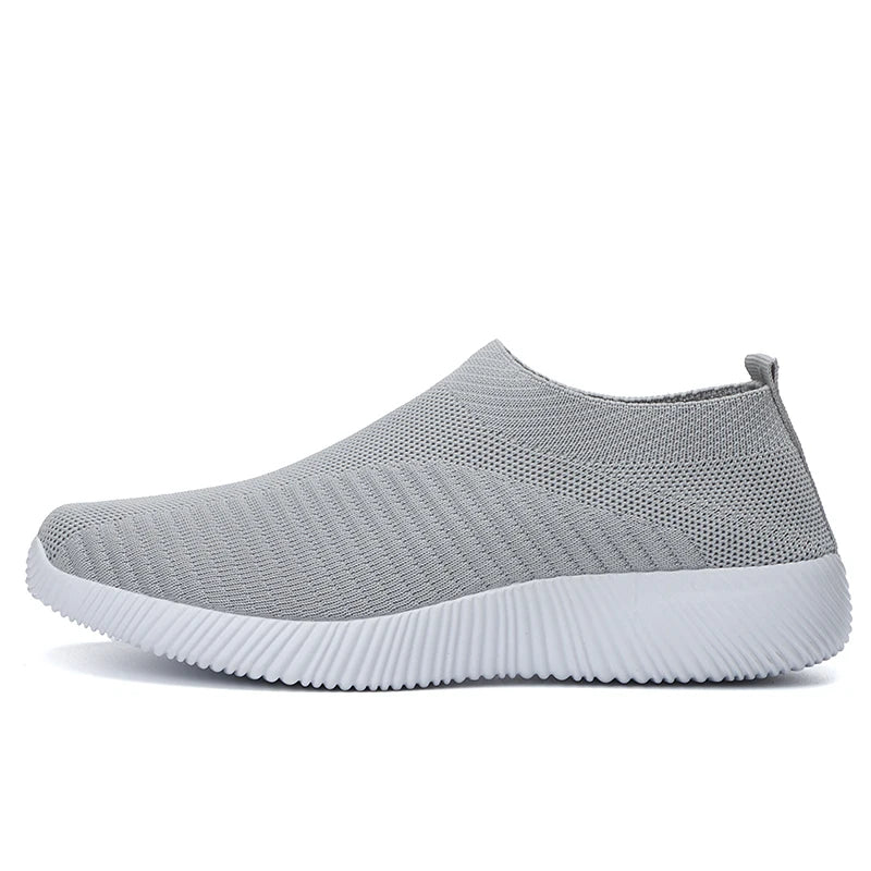 Zapatos de mujer vulcanizados de alta calidad Zapatillas de mujer Sin cordones Zapatos planos Mocasines de mujer Zapatos planos para caminar