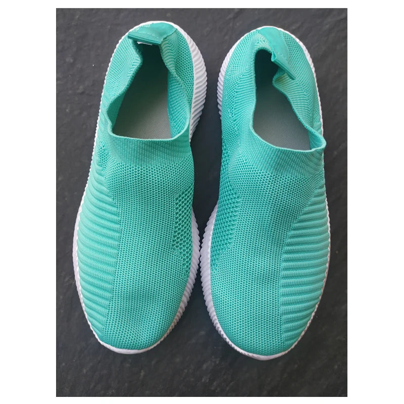 Zapatos de mujer vulcanizados de alta calidad Zapatillas de mujer Sin cordones Zapatos planos Mocasines de mujer Zapatos planos para caminar